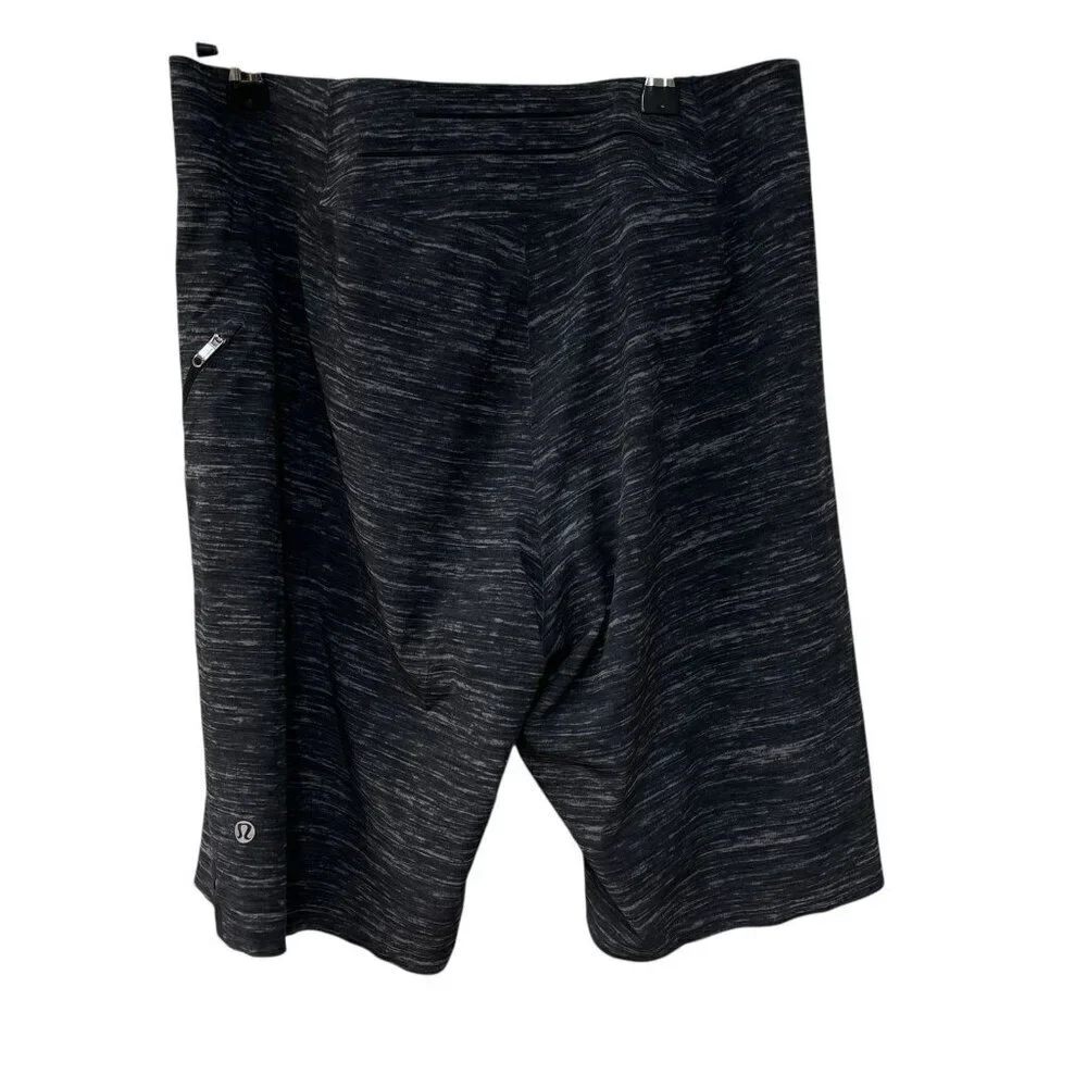 Lululemon Current State Board Short Swim Trunk Men’s Size 32 Beach Vacation Surf